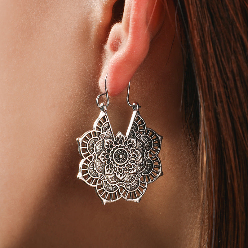 BOUCLES D’OREILLES LOTUS MANDALA RAYONNANTES