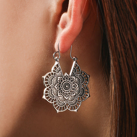 BOUCLES D’OREILLES LOTUS MANDALA RAYONNANTES