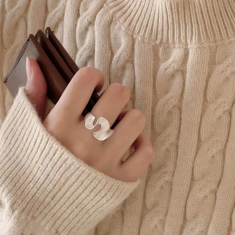 Tori Ring