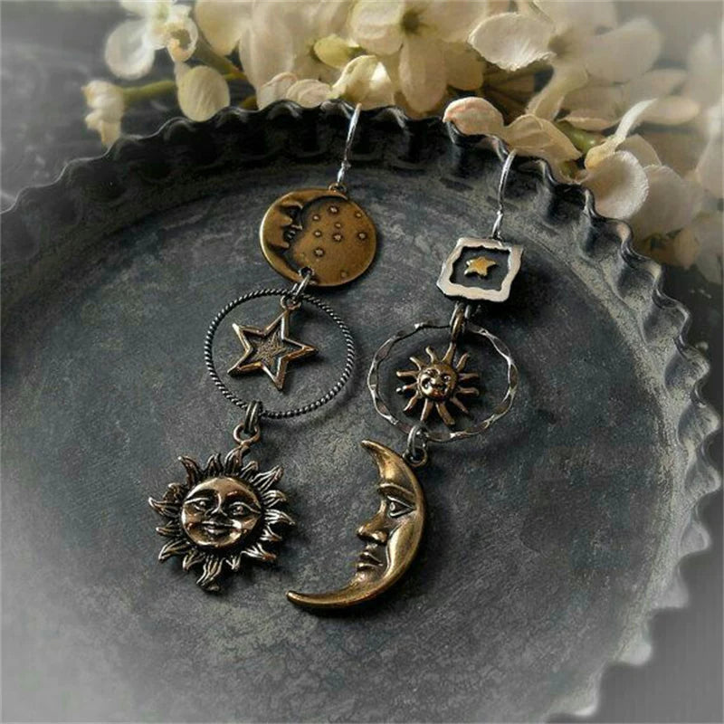 LUNAR EMBRACE JEWELS