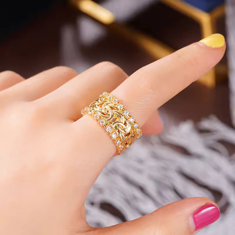 BAGUE TRESSÉE DORÉE ZIRCONIA