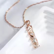 STELLAR STRIKE NECKLACE