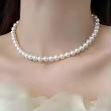 COLLIER LUXE EN PERLES