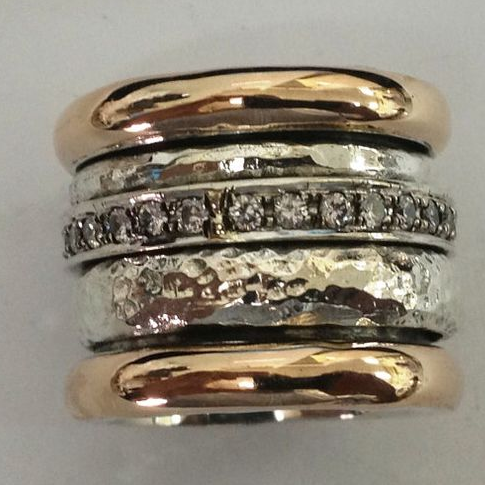 GLINTED CROWN RING