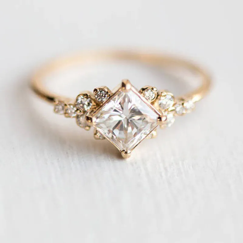 BAGUE CLASSIQUE ÉCLAT DIVIN DÉLYSIAN