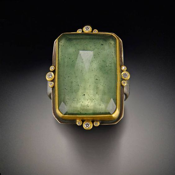BAGUE VERRE DE JADE ROYALE