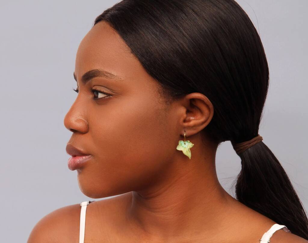 BOUCLES D’OREILLES VINTAGE FEUILLE CRISTAL