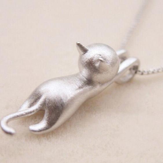 PENDENTIF ARGENT CHAT ACCROCHÉ