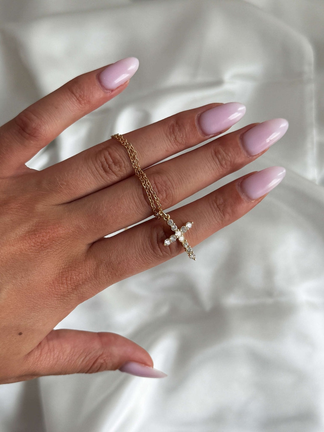 HEAVENLY LIGHT CROSS PENDANT